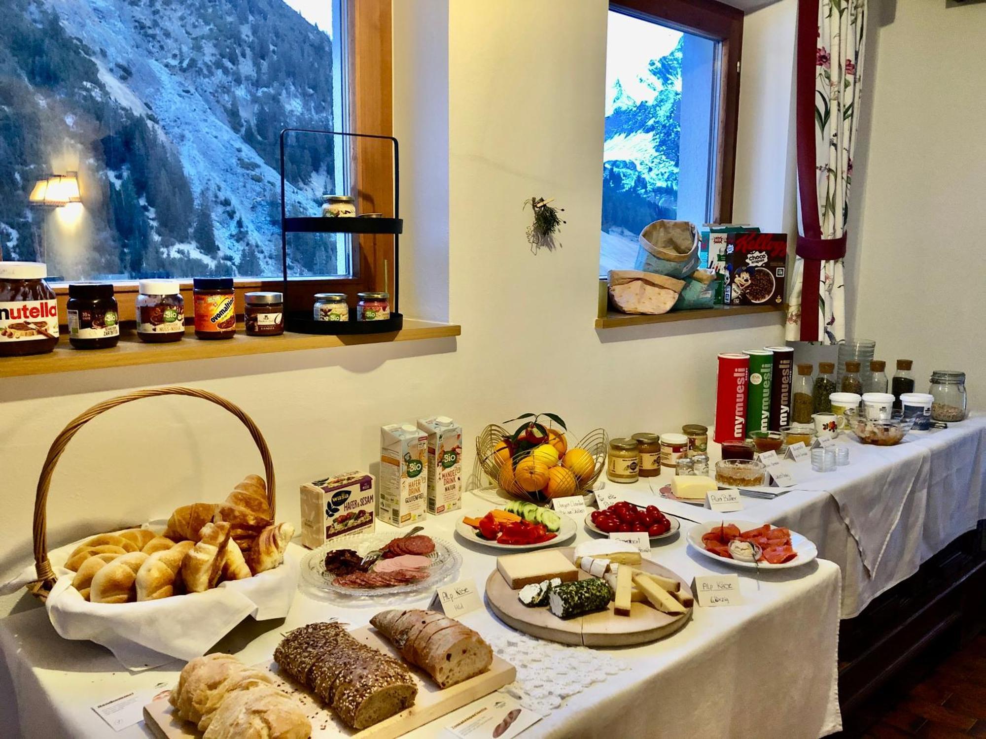 Pension Bergheim Warth  Экстерьер фото